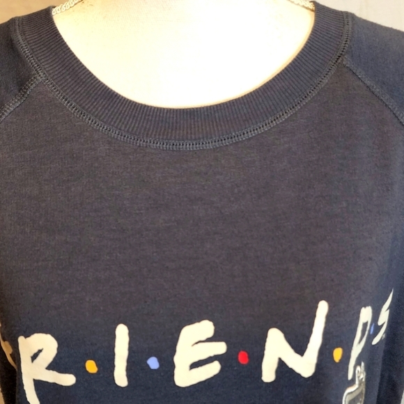 FRIENDS Inspired Women's Sleep Shirt 👕 - Picture 9 of 11